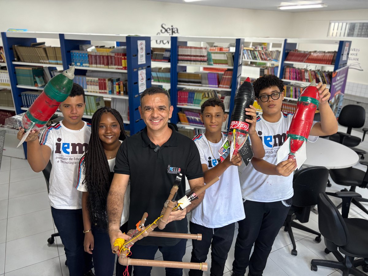 ✅ O <a href="/iemaoficialma/">IEMA Oficial</a> reforça o compromisso com a educação inclusiva e inovadora com o projeto Big Maker, que leva estudantes a construírem foguetes com materiais recicláveis para a Olimpíada Brasileira de Foguetes. 🚀

#EducaçãoMA #Maranhão #IEMA #GovernoMA