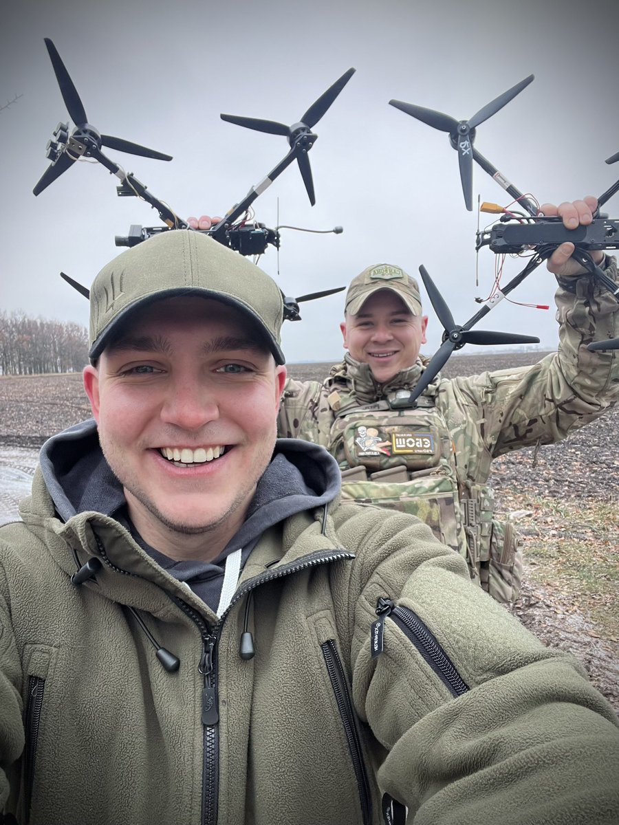 Ми і є той підрозділ «Нахтіґаль», на який <a href="/berlinska04/">Дама з поліном | збір</a> своїми хтивками зібрала 102к грн за лічені години.
⠀
На жаль, фотки наших козаків з підвальних позицій не акумулюють таких коштів, як раніше.
Вони не танцюють і не співають заради зборів, бо їх робота - війна.
І навіть якби