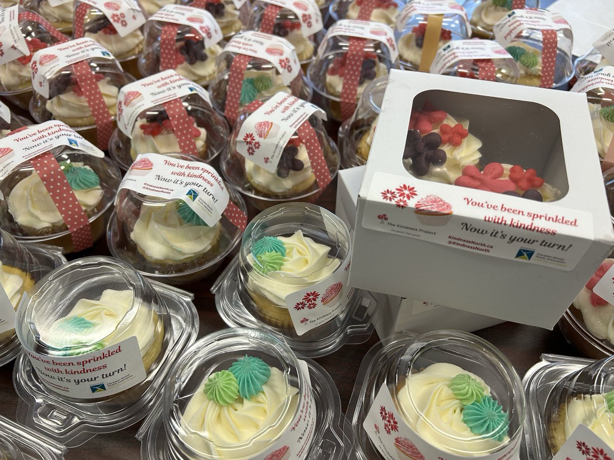KindnessNorth's tweet photo. Kindness is contagious!

Our cupcake crews have been spreading joy and frosting across the city! Share your kind acts to help us grow a more positive and compassionate community together 💕🧁

#KindnessNorth https://t.co/8Umu5N844z