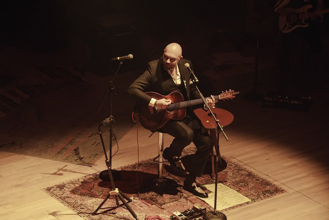 <a href="/SantiCruz/">Santiago Cruz</a> hizo SOLD OUT en 4 fechas de su gira “Quince de Caminos” en México 🇲🇽🔥 y se prepara para sus próximas fechas en Agosto por Estados Unidos 🇺🇸

#M3Music