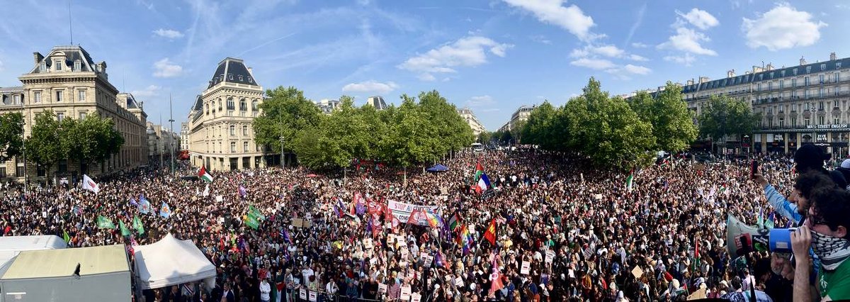 Clemence_Guette's tweet image. Incroyable.

Beaucoup de monde à Paris et dans plus de 100 villes en France pour demander la libération de l&apos;équipage de la #FreedomFlotilla.

Les Français disent non au génocide des Palestiniens.

Ce que Rima et les autres ont entrepris fait vivre notre humanité, notre…