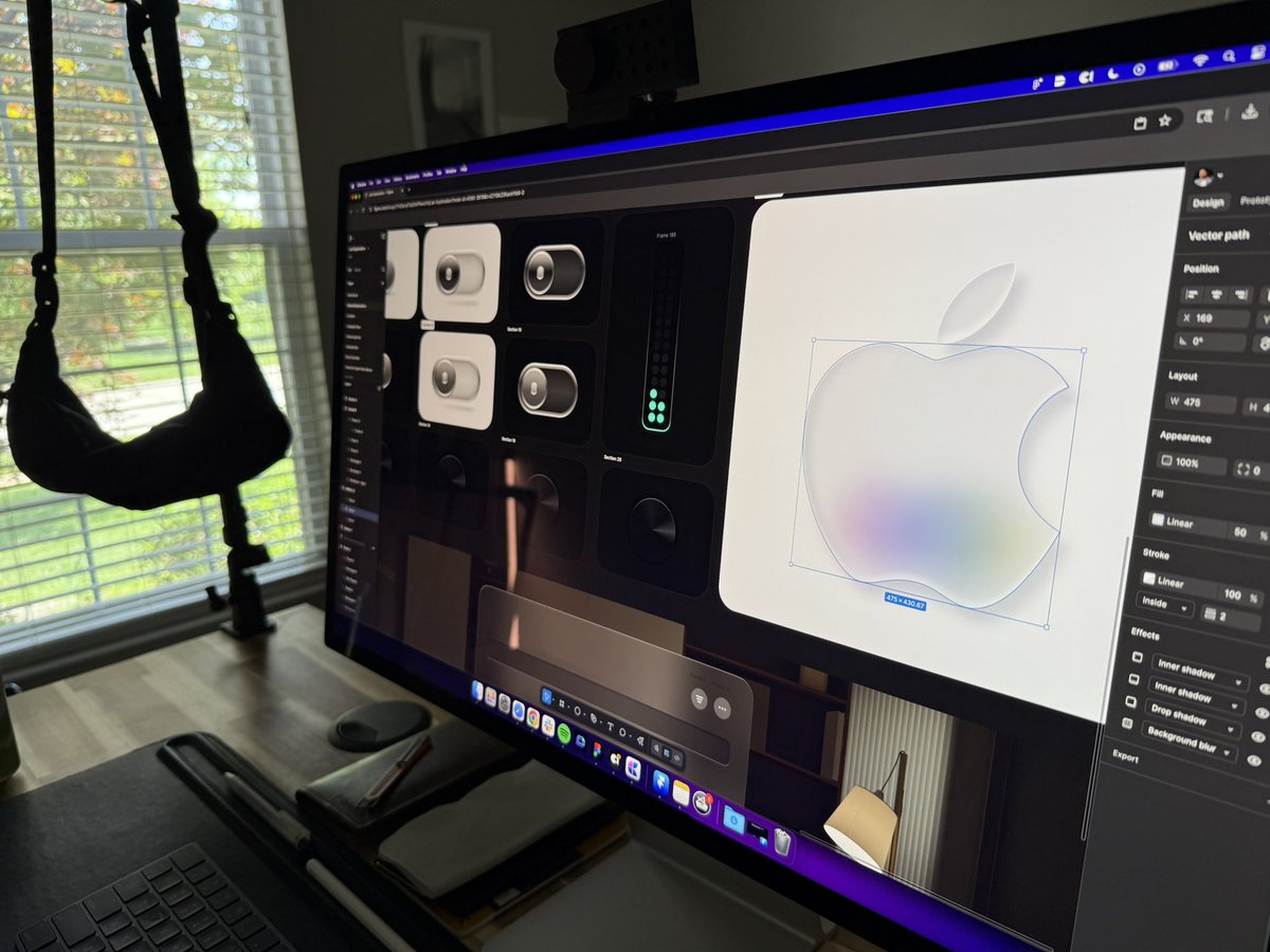 digitalunknown's tweet image. Materials warm up on the morning of WWDC.