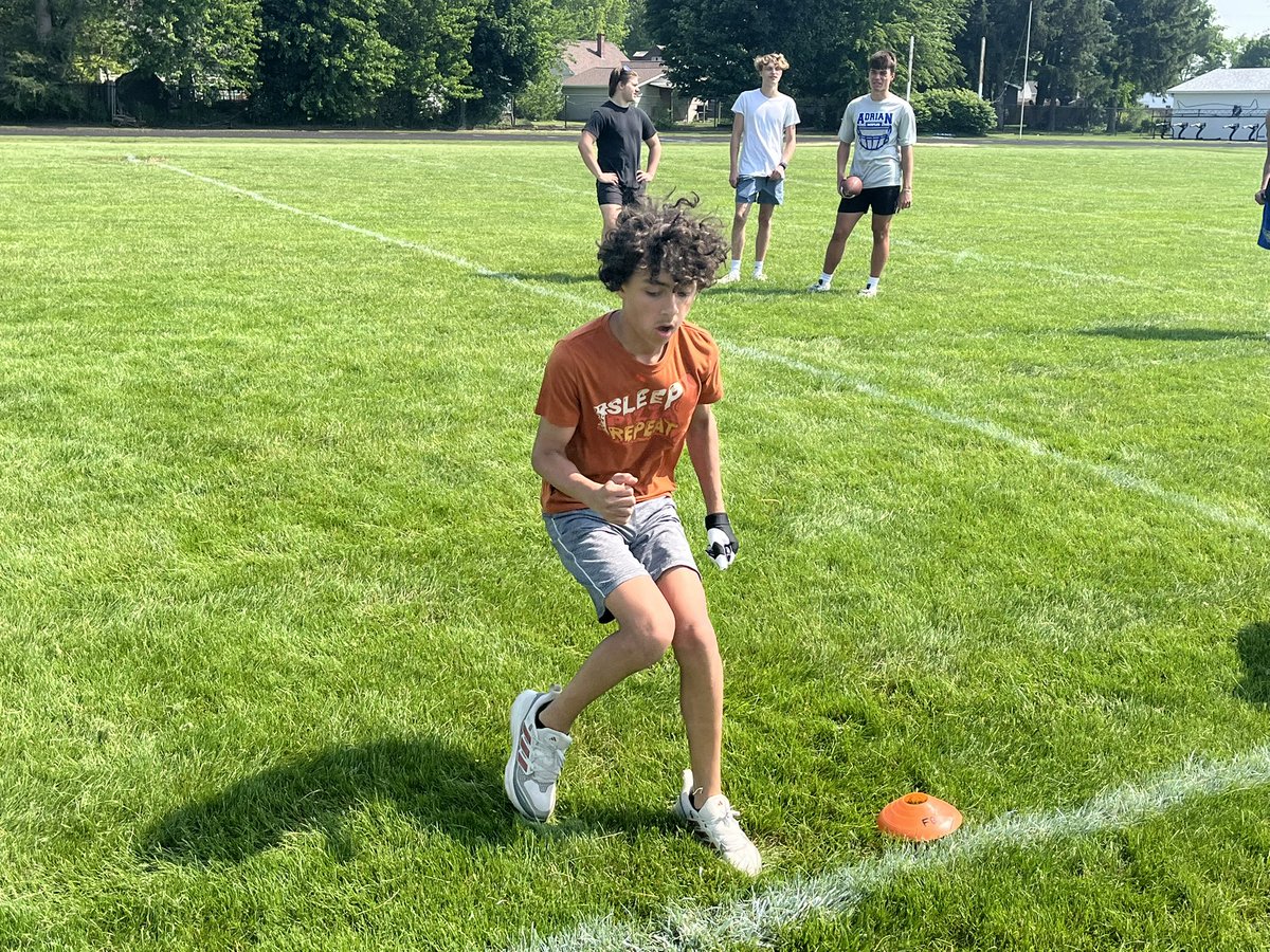 joel12p's tweet image. Great first day of Youth Camp!
#TDC