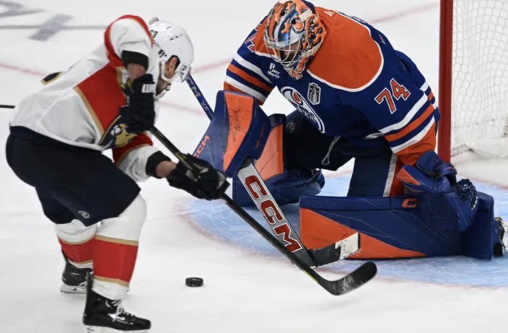 CoachsCornerDC's tweet image. What&apos;s the score tonight? Who is the 1st star in game 3? 
#NHL #stanleycupplayoffs #StanleyCupFinal #hockey #Oilers #Panthers
