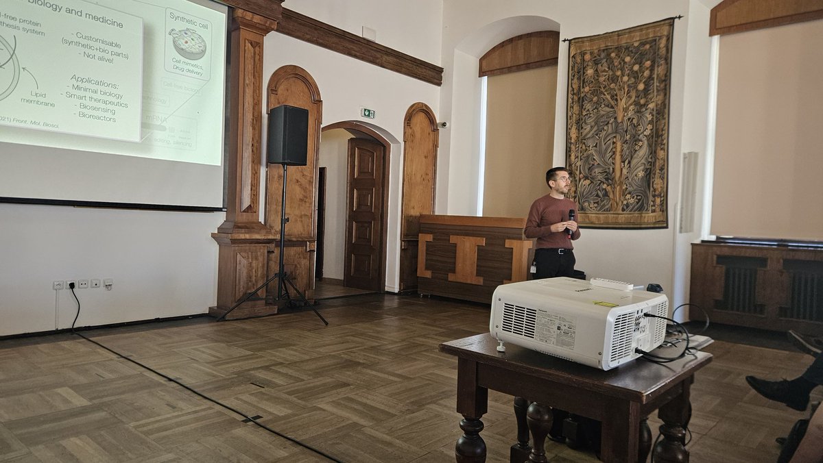 hocekm's tweet image. Great first day of the 19SCNAC conference in Cesky Krumlov.