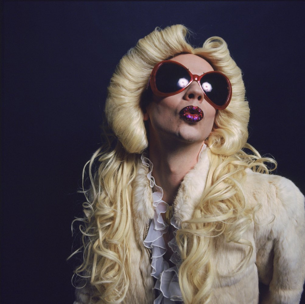 TheRealMickRock's tweet image. In celebration of #pridemonth, we thought we’d release some of Mick’s fabulous outtakes of John Cameron Mitchell as Hedwig! 🌈
#pride #lgbtq #hedwig