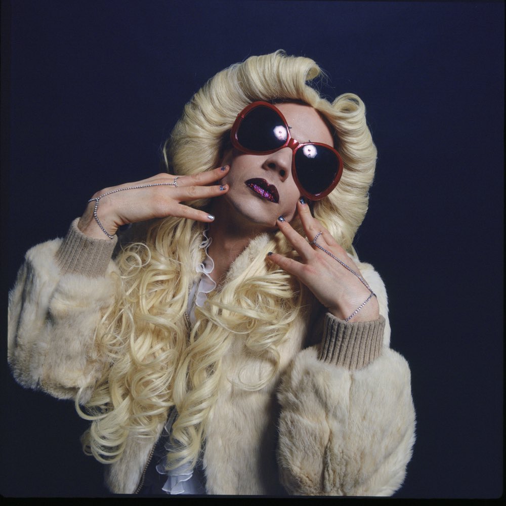 TheRealMickRock's tweet image. In celebration of #pridemonth, we thought we’d release some of Mick’s fabulous outtakes of John Cameron Mitchell as Hedwig! 🌈
#pride #lgbtq #hedwig