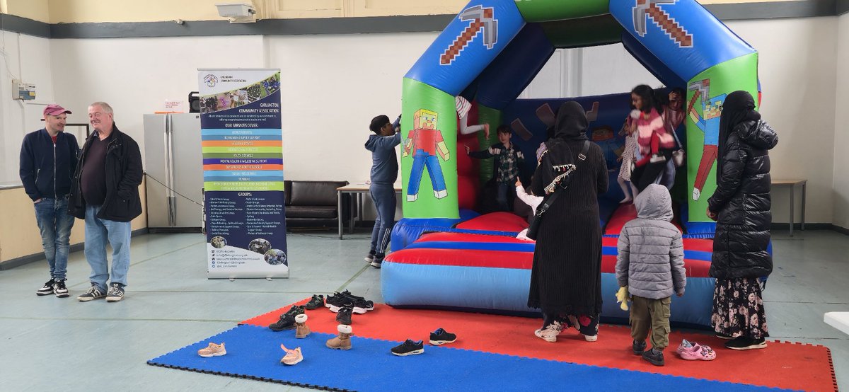 G_tonCentre's tweet image. What a fantastic Community Fun Day at the Girlington Centre with @hopenothate 🎉 People from all walks of life coming together — unity at its best. Great vibes, delicious food from around the world, and real community spirit. This is what we&apos;re all about! 🌍❤️ #CommunityUnity