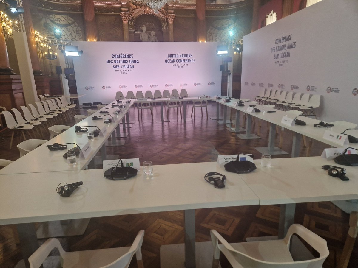 Karim Amellal (@karimamellal) on Twitter photo Très heureux d'avoir organisé avec notre super equipe de la <a href="/DIMED_MEAE/">Délégation Interministérielle à la Méditerranée</a> pour le président <a href="/EmmanuelMacron/">Emmanuel Macron</a> un sommet méditerranéen sur les connectivités durables en marge de l #UNOC Très heureux d'avoir organisé avec notre super equipe de la <a href="/DIMED_MEAE/">Délégation Interministérielle à la Méditerranée</a> pour le président <a href="/EmmanuelMacron/">Emmanuel Macron</a> un sommet méditerranéen sur les connectivités durables en marge de l #UNOC