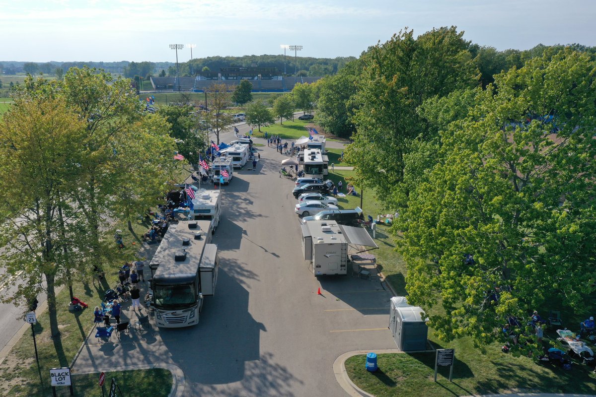 GVSU Athletics Fund (@gvsuathfund) on Twitter photo ๐ NEW: <a href="/gvsufootball/">GVSU Football</a> fans with an RV - elevate your game day experience. Single game RV tailgating is now available just steps from Lubbers Stadium!
๐๏ธ Reserve your spot now: gvsulakers.com/RV โ๐ ๐ NEW: <a href="/gvsufootball/">GVSU Football</a> fans with an RV - elevate your game day experience. Single game RV tailgating is now available just steps from Lubbers Stadium!
๐๏ธ Reserve your spot now: gvsulakers.com/RV โ๐
