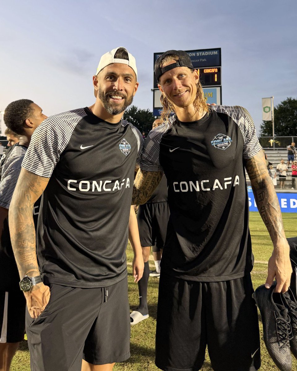 Big shoutout to former #USMNT players Geoff Cameron and Brek Shea on their run in <a href="/TST7v7/">TST</a>! 🫡