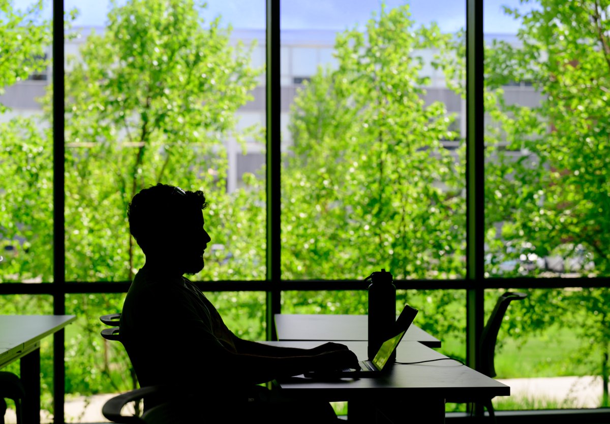 🔑 Flexibility, credibility, and career growth—all in one.

#ILLINOIS online programs are built for working professionals, busy parents, and lifelong learners. Wherever you are in your journey, we’ve got a path to help you succeed.

Let’s do this.

▶️ online.illinois.edu