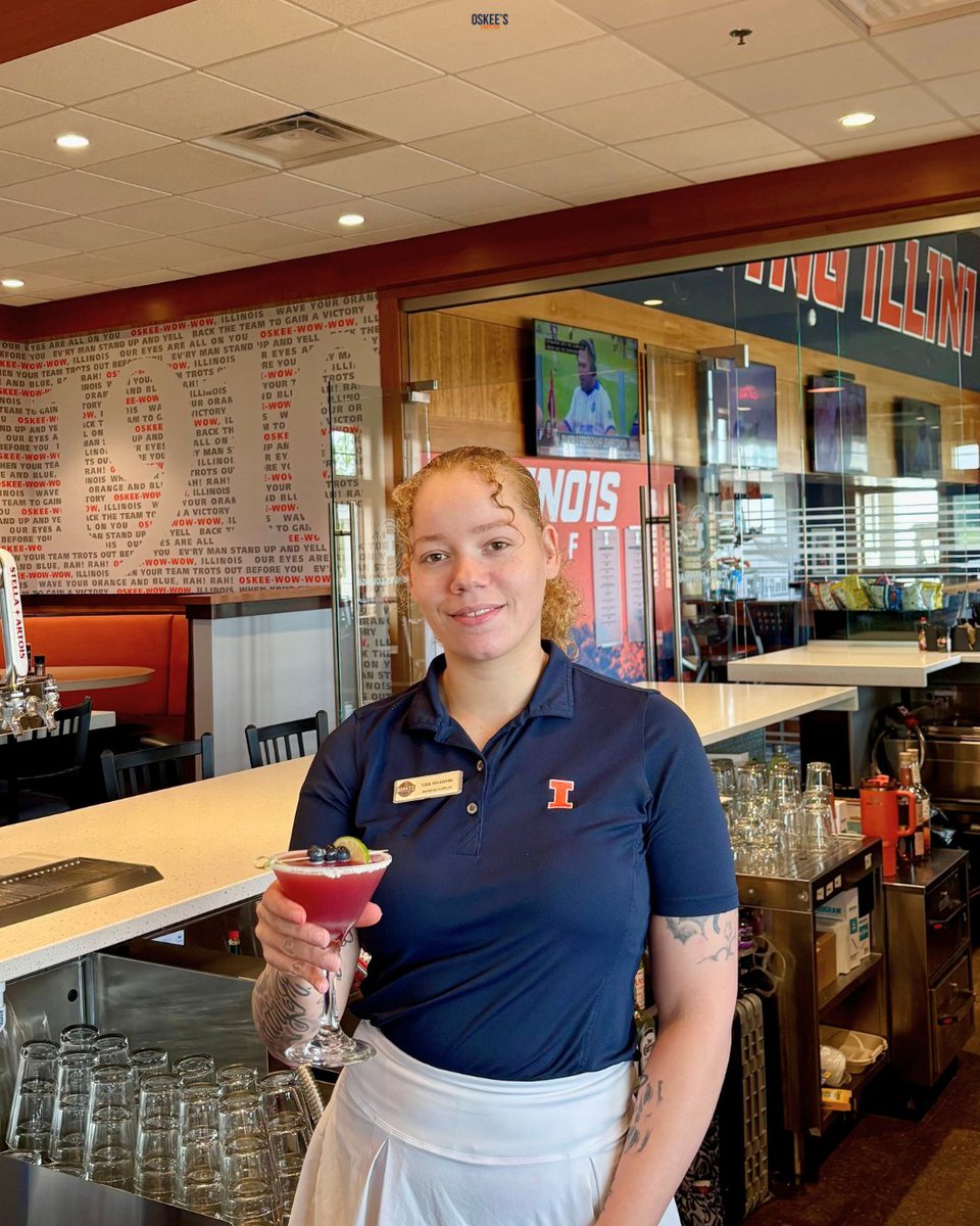 Got a case of the Mondays? We’ve got the cure! Our Blueberry Martini is the perfect pick-me-up — smooth, sweet, and only at Oskee’s. Swing by and sip your way into a better week

#champaignurbana | #oskeewowwow