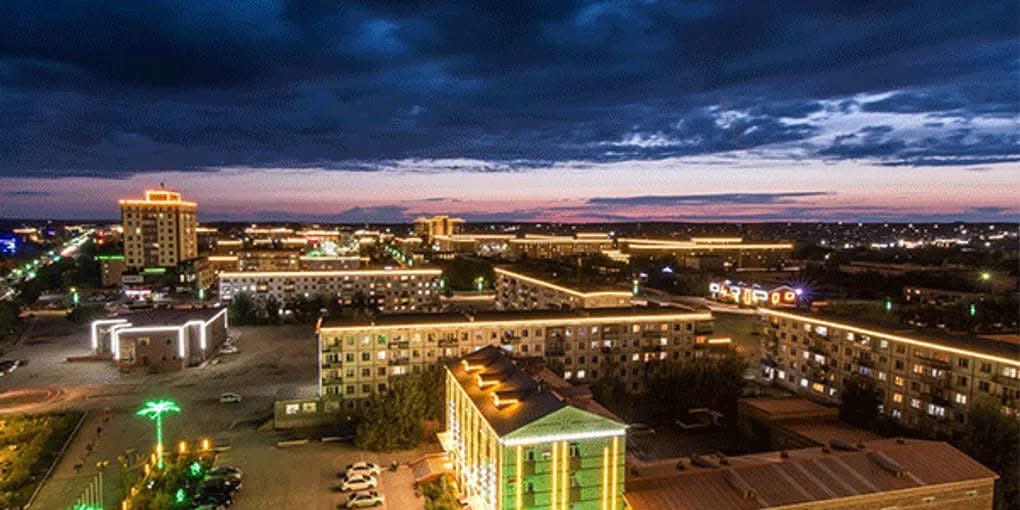 Сүүлийн 3 жил бүх аймгаар явав. Хөгжлөөр нь би ингэж жагсаалаа. Миний л харсан өнцөг шүү. Гэхдээ нээх хол зөркү бхоо. Хөдөө нүүх бодолтой хүмүүст сонголт хийхэд дөхөм болох бх.

1. Дорнод

Эрчим хүчээ шийдцэн. Олон том үйлдвэртэй. 4 боомтоор 2 улс руу гардаг. Хүн ам ихтэй тул