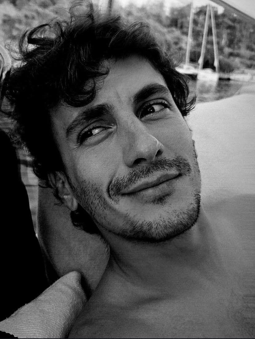 @/rojbinerdn مبسوطه انك معو طيب شوفي شو راح عليكي