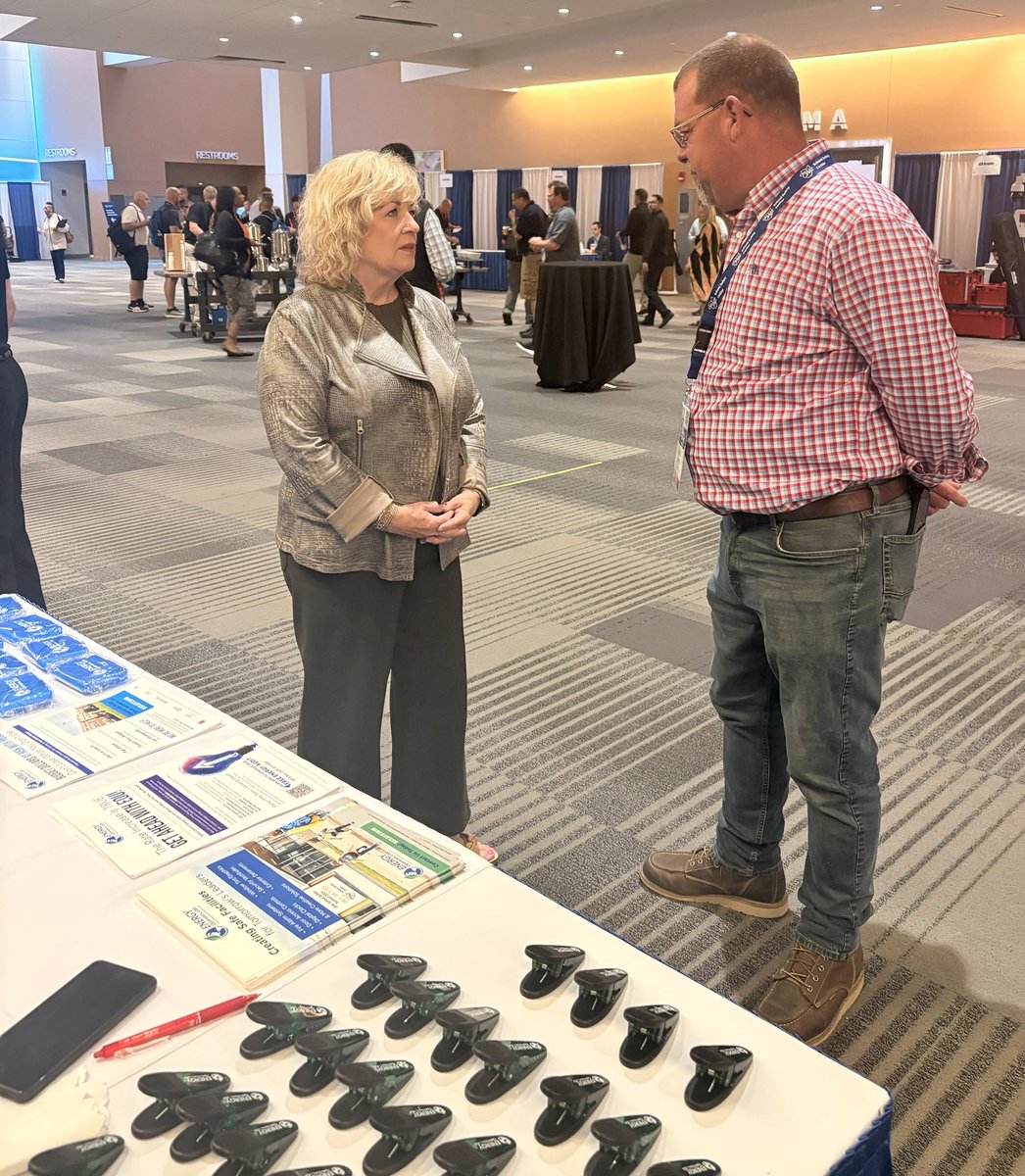 Belinda Kenley (@belindakenley) on Twitter photo Love connecting with customers at conferences! <a href="/EoptimizeUSA/">Energy Optimizers, USA</a> #ohioschoolsafetyconference #networking #schoolleaders #schoolsafety Love connecting with customers at conferences! <a href="/EoptimizeUSA/">Energy Optimizers, USA</a> #ohioschoolsafetyconference #networking #schoolleaders #schoolsafety