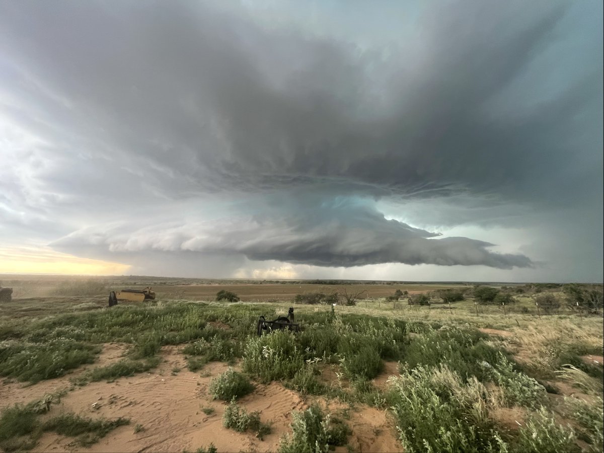 Tornado season in Texas can be unpredictable. Be prepared with shelter plans, emergency kits, and coverage checks.

See our full guide: ow.ly/CyEc50W6rSs

📸 Blake - Brice, TX

#TexasWeather #TornadoSafety #GermaniaInsurance #DisasterPreparation