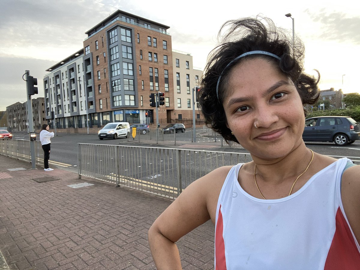 Jogging hour
Havent done for a while, need to restart😃😬

#fyp #jogging #running #goodvibes