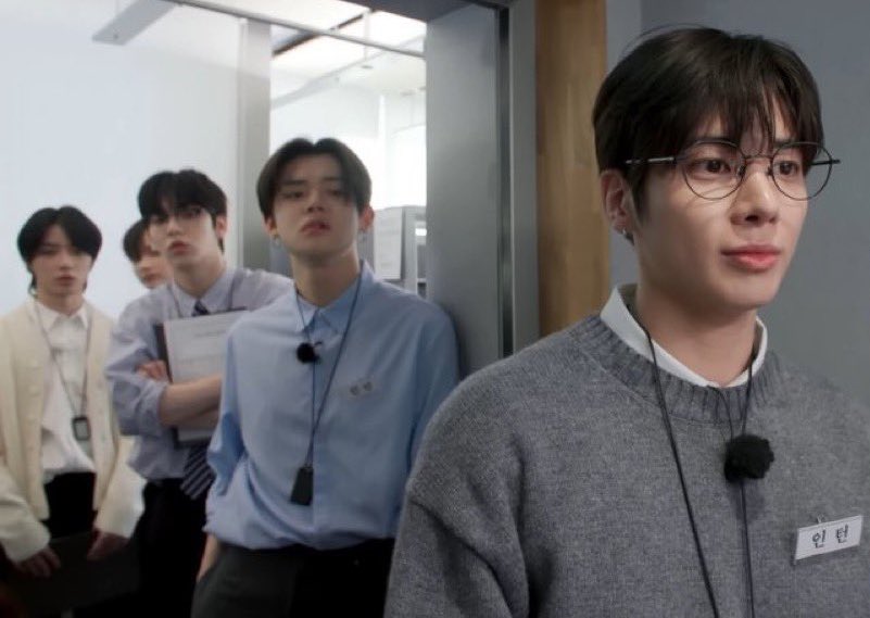 the introverts in the group watching the one extrovert order all their food
