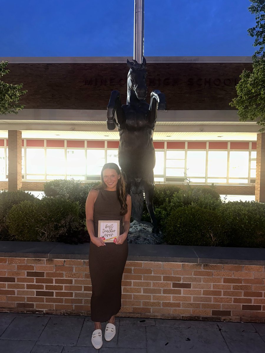 Ms. LoCurto tweet media