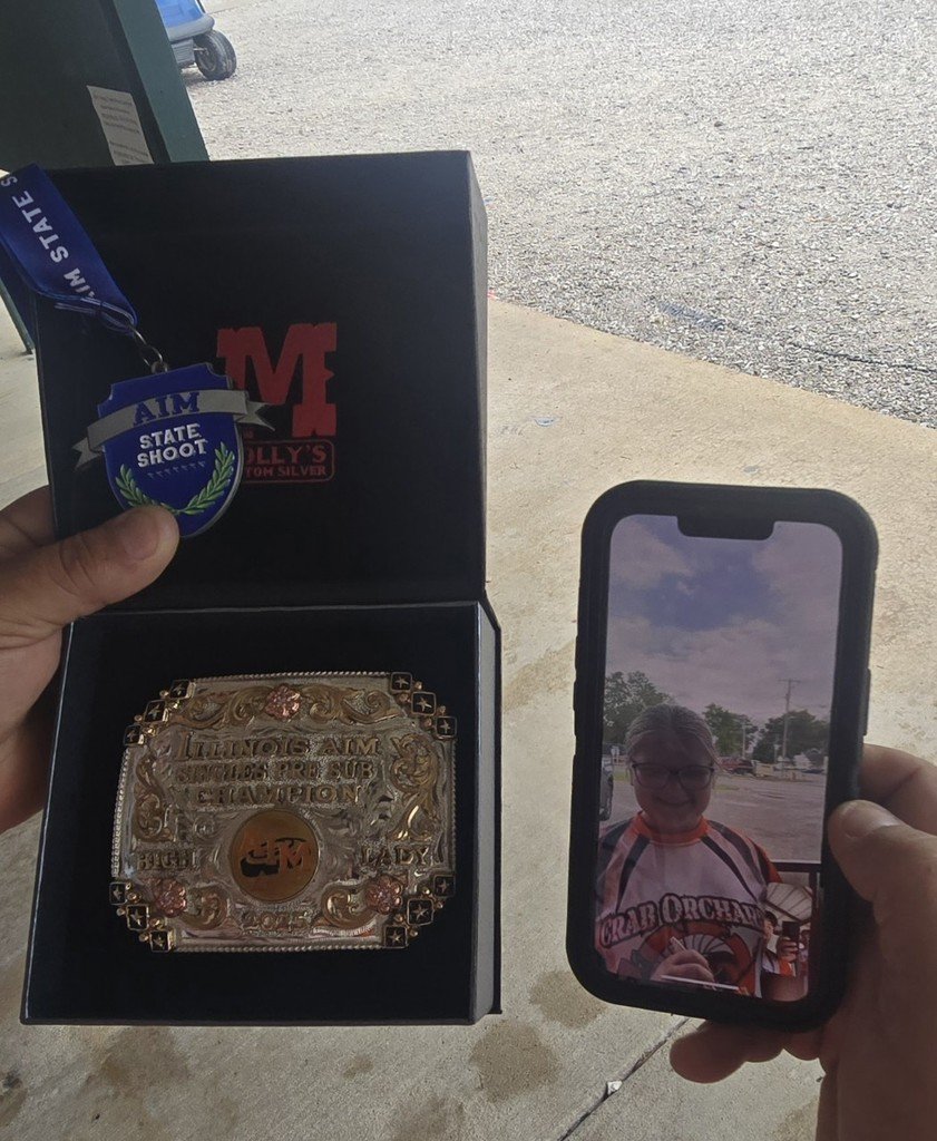 Congratulations to CO Claybreakers Ariah M and Maddie L for hitting their first 25 straight.  Also, a huge shout out to Maddie for winning Pre-Sub Lady at the AIMS State competition this weekend and earning a belt buckle.  Trojan Proud!