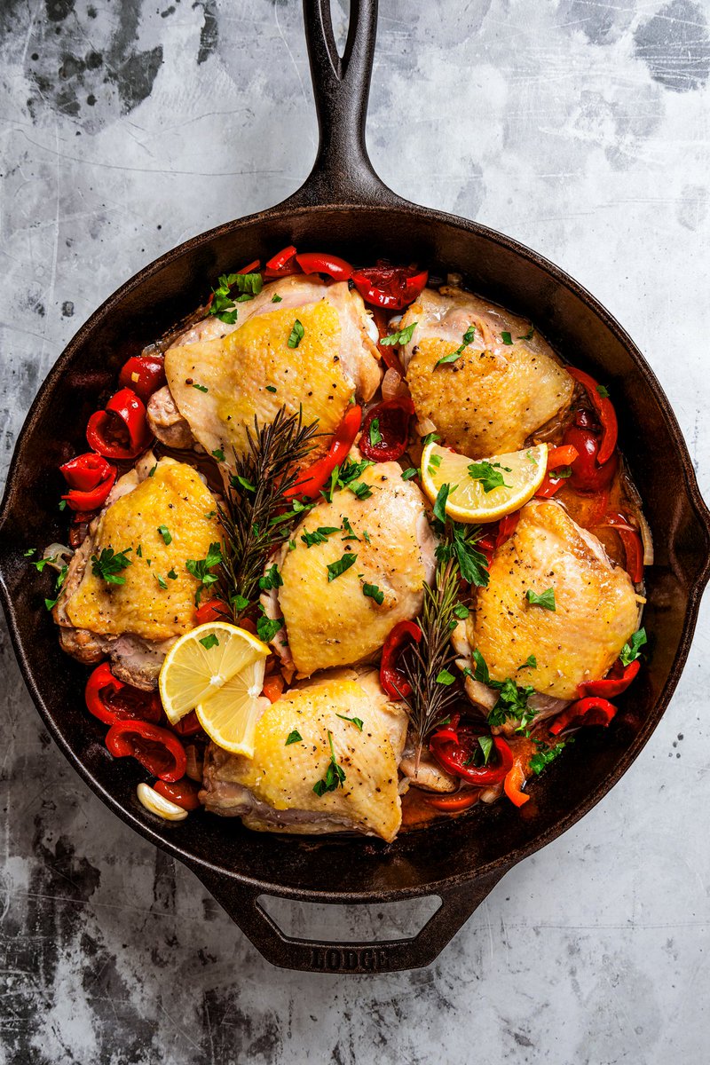 This Chicken Scarpariello is one of the most colorful, flavorful dishes ever. Perfectly seared chicken is finished in a bright sauce of onions, garlic, and peppers.  diethood.com/chicken-scarpa…