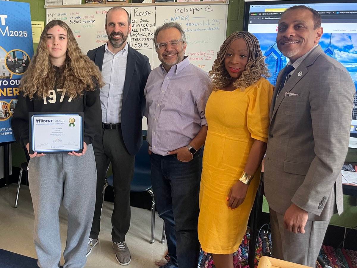 StudentCam's tweet image. Thank you to @PHLschools, @ComcastPhillyNJ @GovernorShapiro, and @CouncilmemberJG for helping us to recognize teacher Michael Clapper and his prize-winning students from Science Leadership Academy in Philadelphia. Outstanding work!