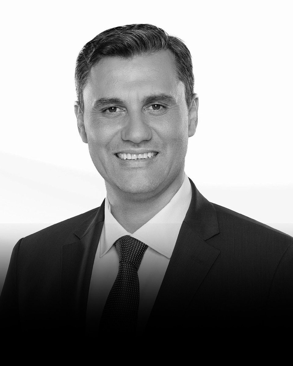 Manisa Büyükşehir Belediye Başkanı Ferdi Zeyrek’in vefat haberini büyük bir üzüntüyle öğrenmiş bulunuyorum.

Merhum Ferdi Zeyrek’e Allah’tan rahmet ailesine, sevenlerine ve yakınlarına baş sağlığı diliyorum.

Mekanı cennet olsun.