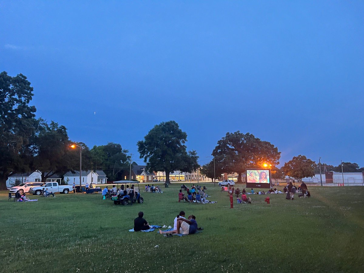 HarnettCoParks's tweet image. Thank you to everyone who joined us for "Moana 2" at the Erwin Mill this past Friday evening!
A special thank you to the Erwin Chamber of Commerce, MainStreet Family Care - Erwin, & Timothy C Morris PA for partnering with us! We plan to be back in the Fall!