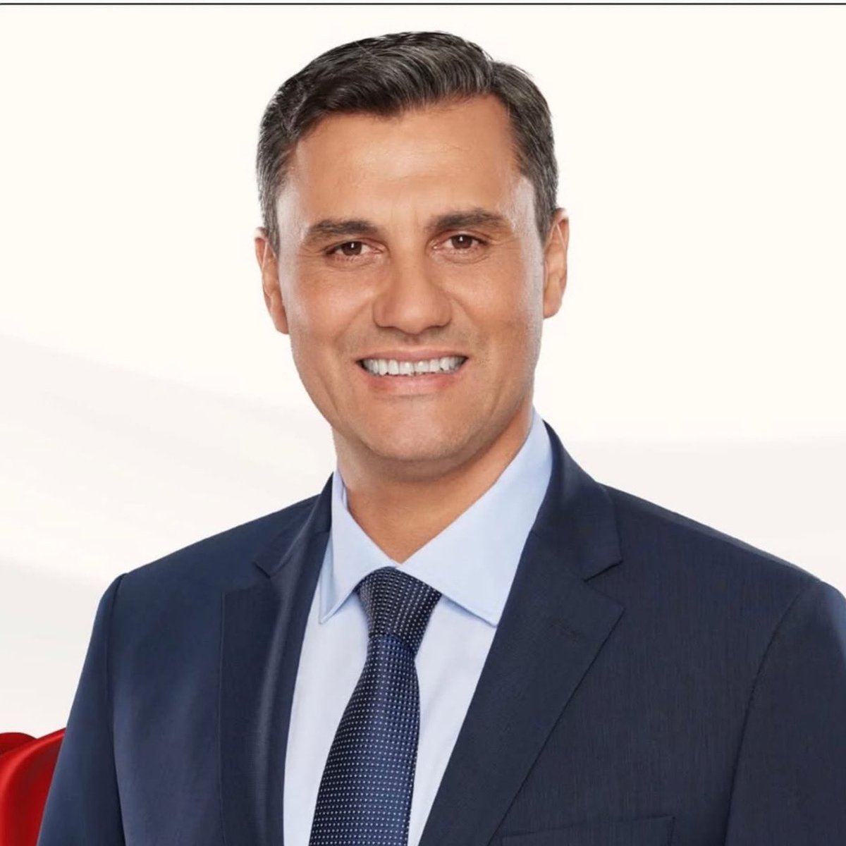 Manisa Büyükşehir Belediye Başkanı Sayın Ferdi Zeyrek'in elim bir kaza sonucu vefat etmesinden büyük üzüntü duydum. Merhum Zeyrek'e Allah'tan rahmet niyaz ediyor, ailesine, çalışma arkadaşlarına, Manisalı vatandaşlarımıza ve tüm CHP teşkilatına başsağlığı diliyorum.