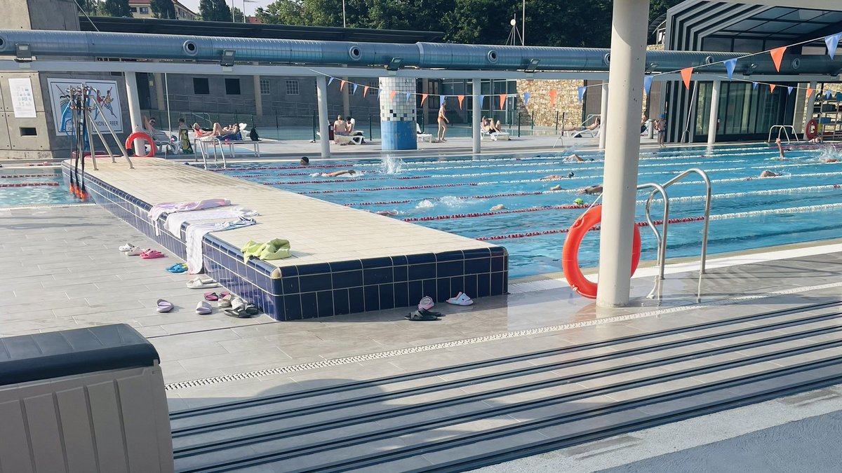 Viva o mal, viva o capital, viva a piscina municipal!