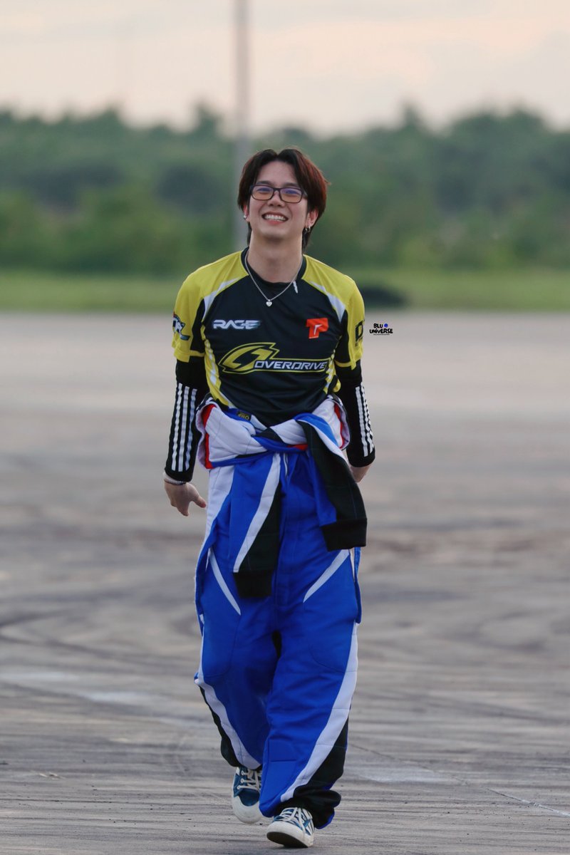 ตกหลุมรักรอบที่ล้าน

BUILD DRIFT CAR SHOW
080625  #HappyBuildOnTrack
꒰ <a href="/JakeB4rever/">BIU.</a> #BuildJakapan ꒱ 
#Beyourluve 

#bluuniversepic