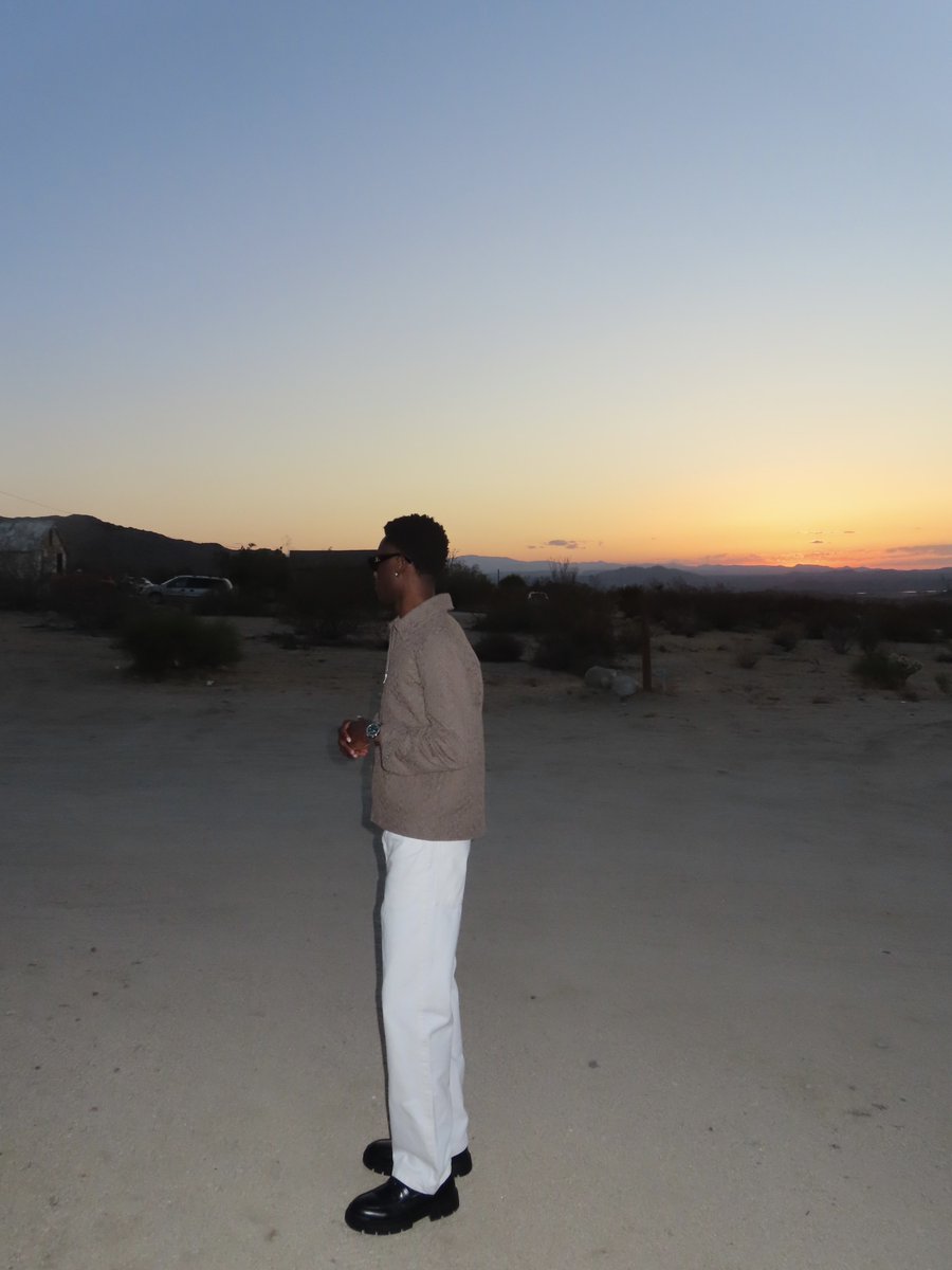 lonzobob's tweet photo. chasing sunsets🤎 https://t.co/Fl0xK2J4un