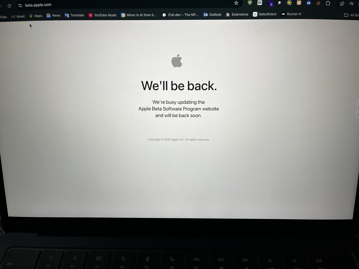 kshitieeee's tweet image. All set for beta.. 
Updating Soon.. 
#iOS26beta #apple #applebeta #iPhone #macOS ##macOS26 #iOS26 #iPadOS26 #watchOS26