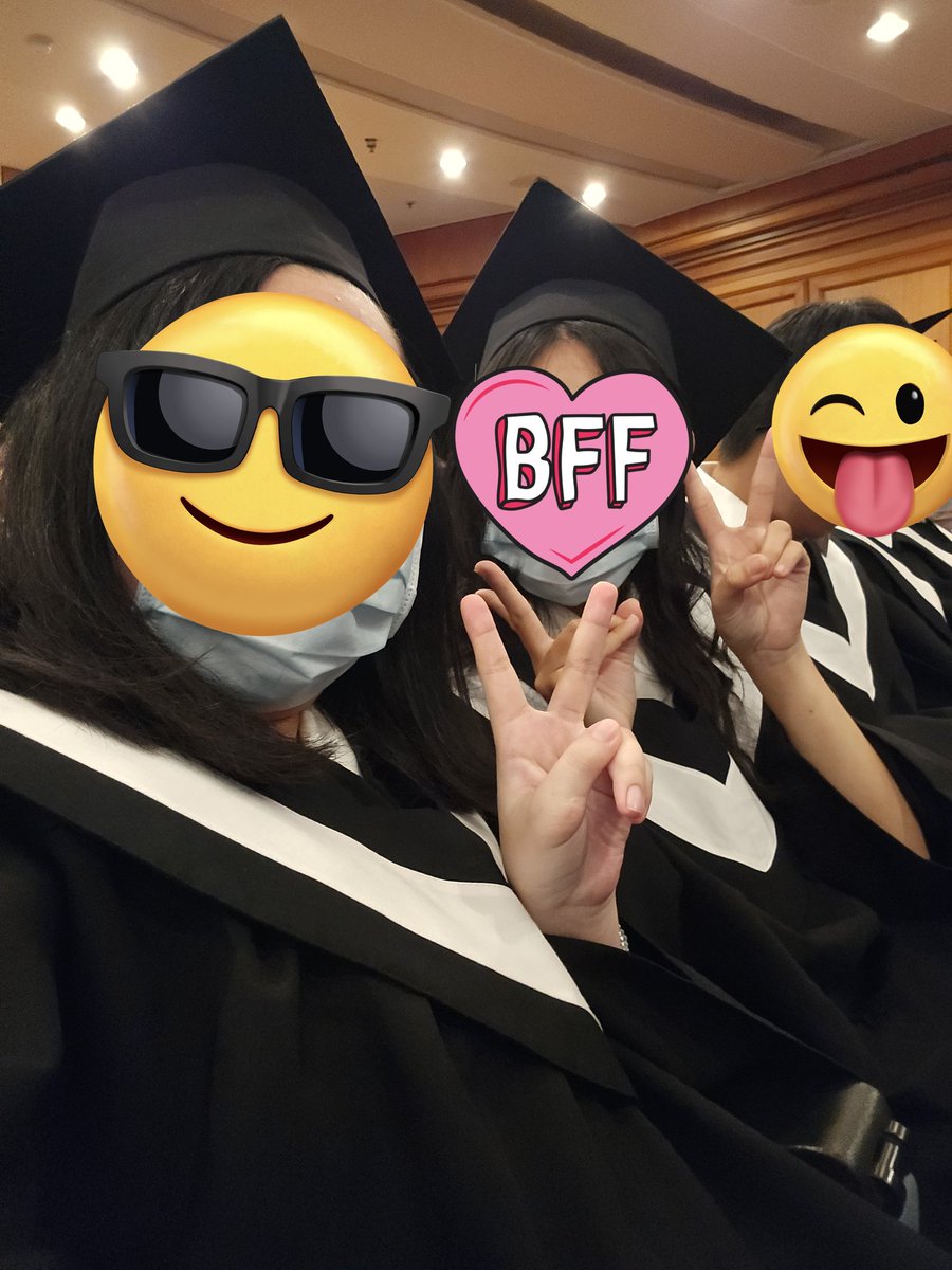 RuriEmpty0623's tweet photo. 卒業🎓🎉 https://t.co/FLIX6jO8uT