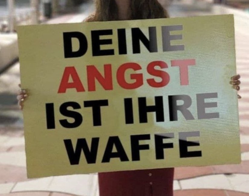 Andrea (@andreavossie) on Twitter photo 