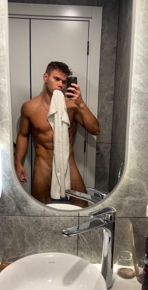 Let’s misbehave 😜