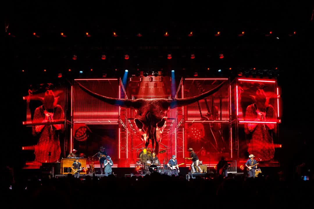 Gallagher Staging and Productions tweet media