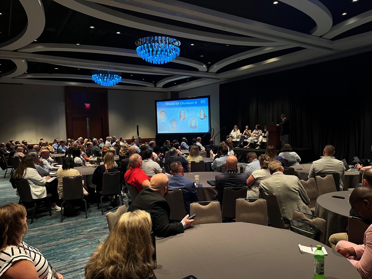 We've got a packed house for our "State of Division II" conversation! Salon 1-3 is where it's at!