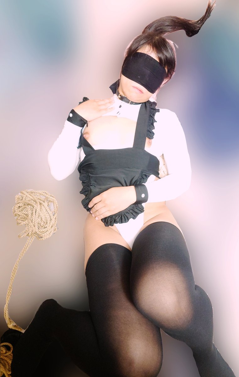 20250531

端午節的エロメイド服
...雖然端午已經是上上禮拜的事了🤣

攝  <a href="/whjom60101/">Ling # 嫣紅迷霧</a> 
後製 我