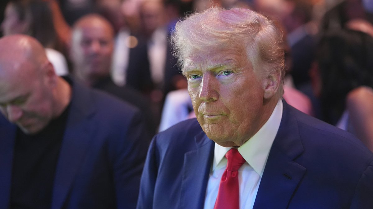 TheNisargSoni's tweet photo. During India-Pakistan conflict US Pres #DonaldTrump jumped from know where &amp; tried to took credit : because of him war stopped

Then Why self proclaimed CEASEFIRE expert not able to stop #LosAngelesRiots in his own country ?

Is he is busy in finalise TRADE-DEAL with #Mexicans ? https://t.co/KKmZ54nJ1E