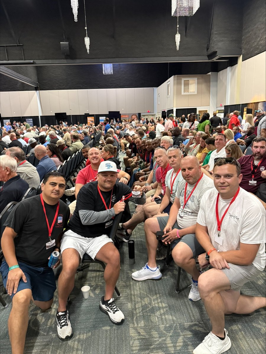 #MondayMotivation 

“Children are great imitators. So give them something great to imitate.”

#HooverPD SROs spent a week down in 🍊Beach for the <a href="/taasro/">TAASRO</a> 2025 Safe Schools Conference.

Summer is here, but they never take a break from training on how to keep our schools safe! 🙌