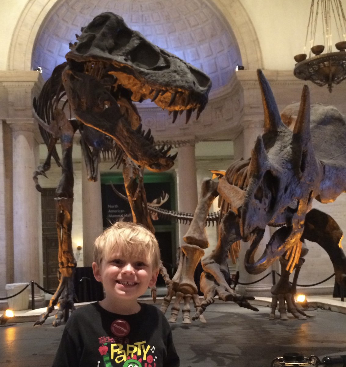 Tracey Sells LA tweet media