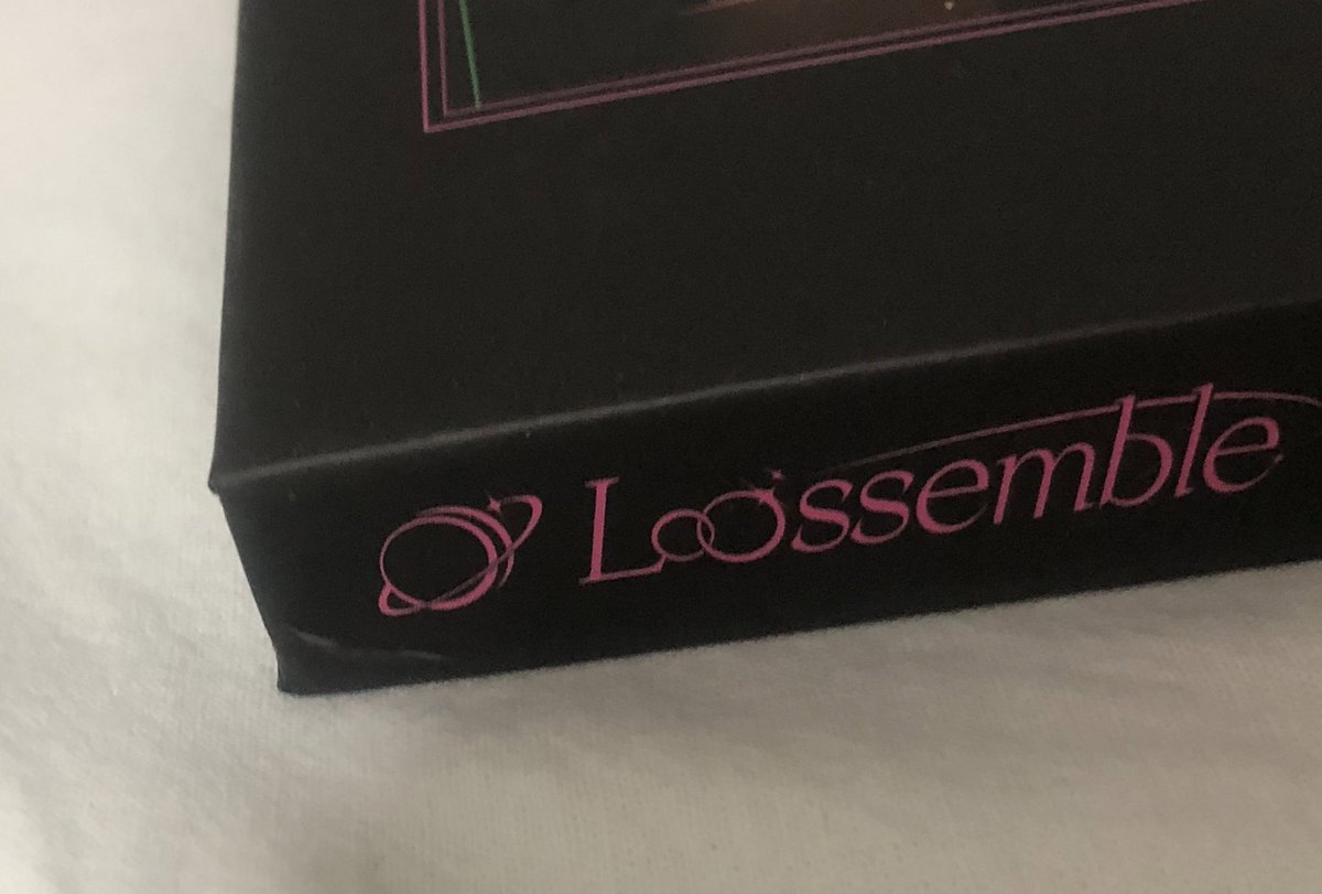 albumler pc haric tam icerik 
2pc bu albumden
siyah albumun kosesinde hasar var
toplu satiyorum ayri kargolarim
1200tl
<a href="/loonaorbitr/">Loona Satış & Takas</a> <a href="/loonasatis/">loona satis</a>