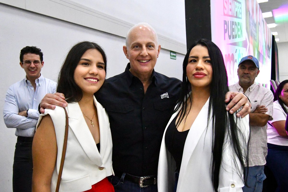 RomanCepeda's tweet photo. Esta mañana arrancamos el programa de microcréditos, en conjunto con Banco Afirme, dirigido a mujeres emprendedoras para apoyar e impulsar sus proyectos e ideas de negocio. 

Seguiremos brindando herramientas para su crecimiento económico y realización personal. En #Torreón, #LasMujeresSiemprePuedenMás ➡️.