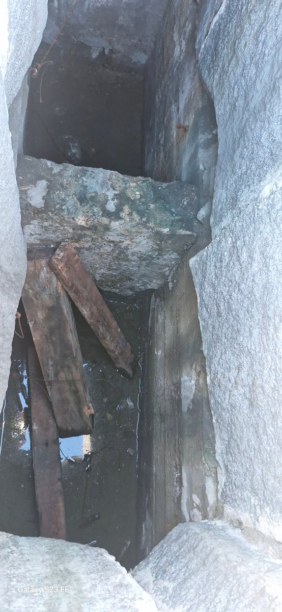 Absolutamente doloroso.
El mejor conjunto escultorico de Montevideo e incluso del País en homenaje a #JoséEnriqueRodó el poeta, politico y filósofo en el propio Parque Rodó