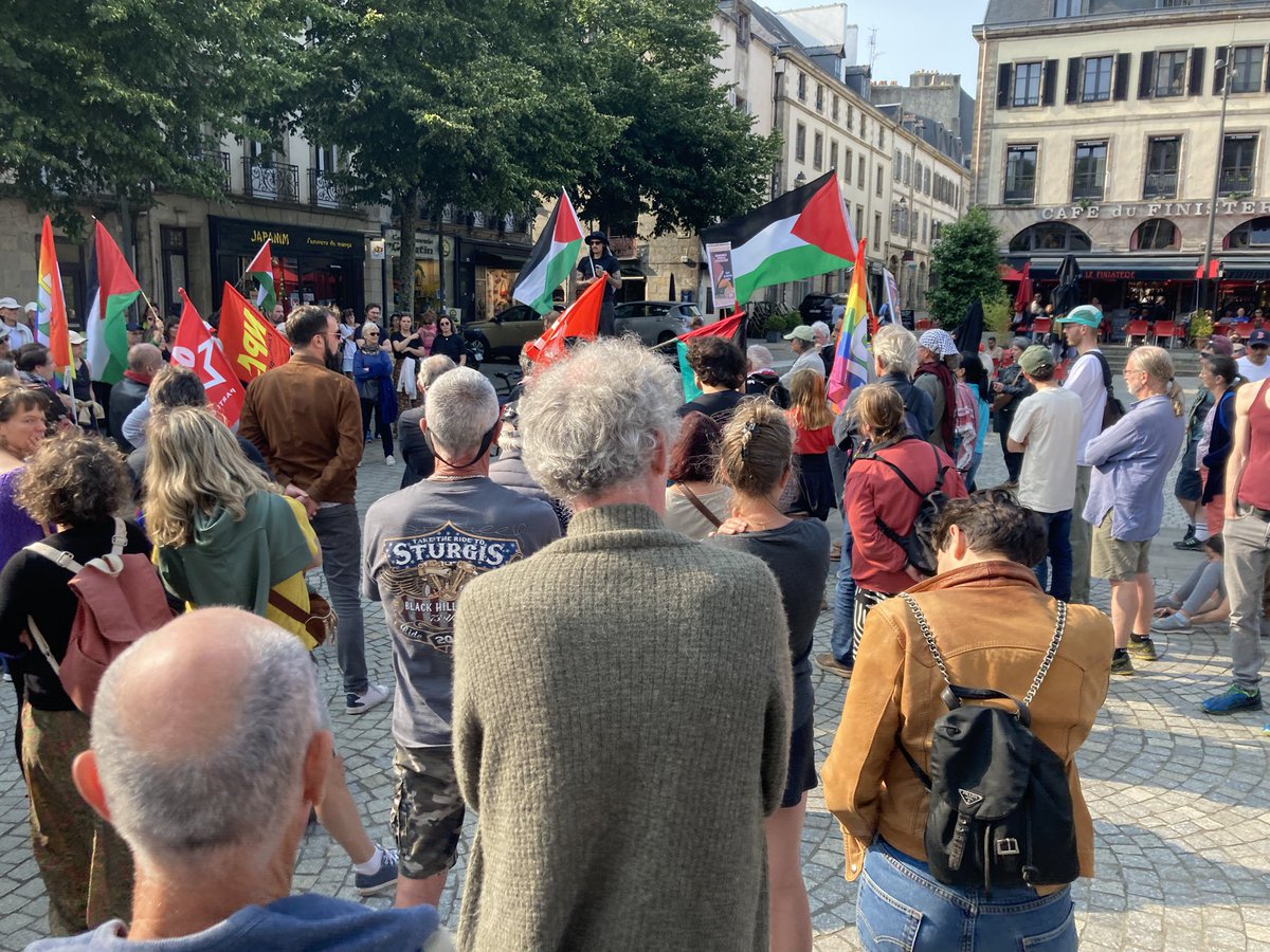RemiLeLez's tweet photo. Rassemblement de souten à la #flottilledelaliberte, à #Quimper (29) #Madleen #FreedomFlotilla #FreePalestine https://t.co/cQochRA9Lf