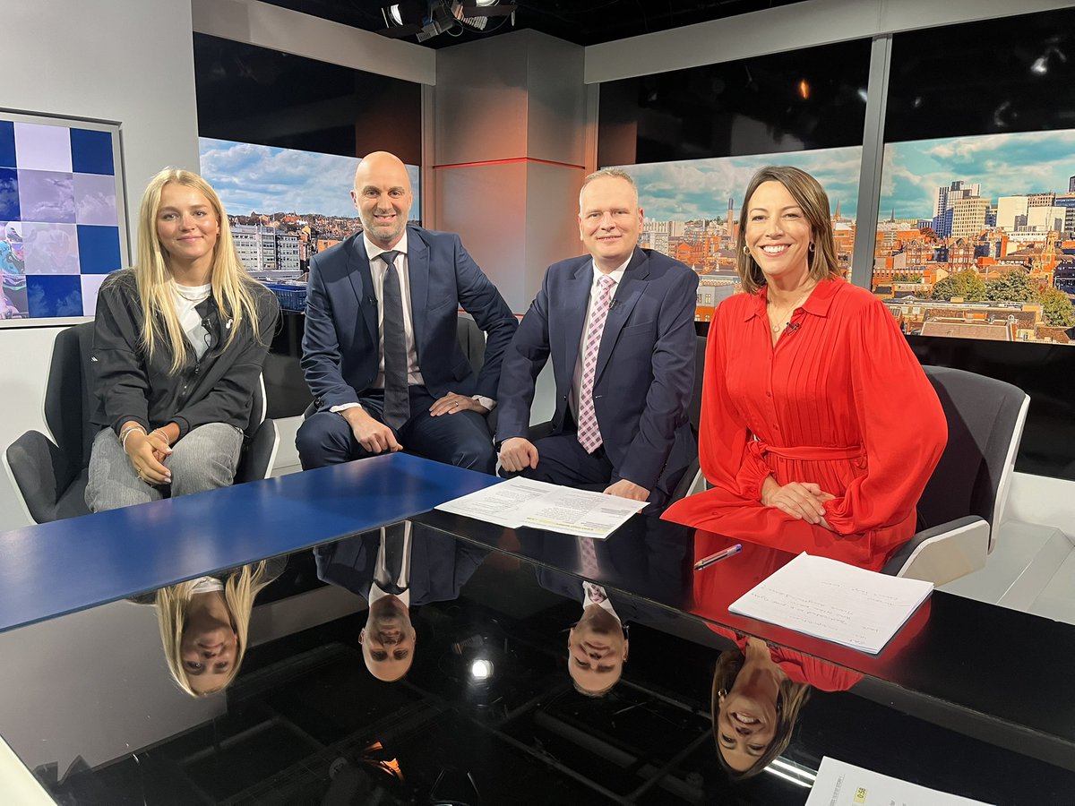 chrisdawkesITV's tweet image. Great have cycling superstar Cat Ferguson in the @itvcalendar studio this evening with @IanWhiteNews & @LaraRostronTV after Cat’s great performance at the @TourofBritain