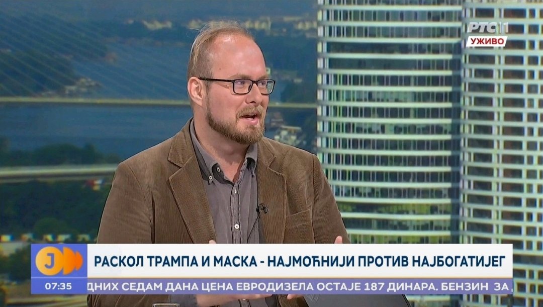 📺📺📺

Наш колега мср Петар Милутиновић, истраживач сарадник, је за Јутарњи програм Радио-телевизије Србије говорио о односима америчког председника Доналда Трампа и милтимилијардера Илона Маска.

⤵️⤵️⤵️