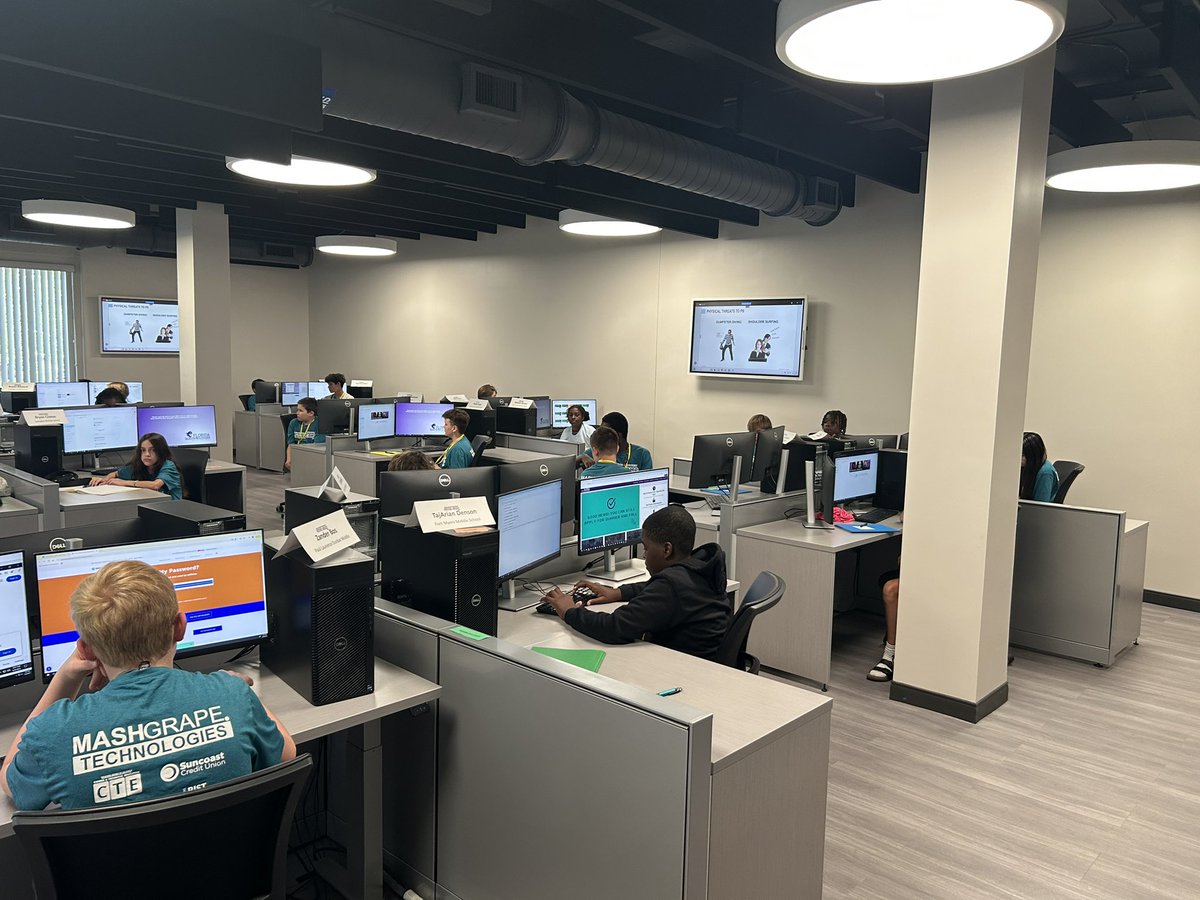 Ed Mathews tweet media